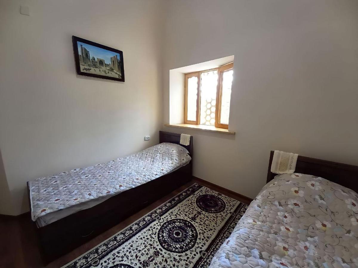 Rassom Hostel Samarkand Esterno foto