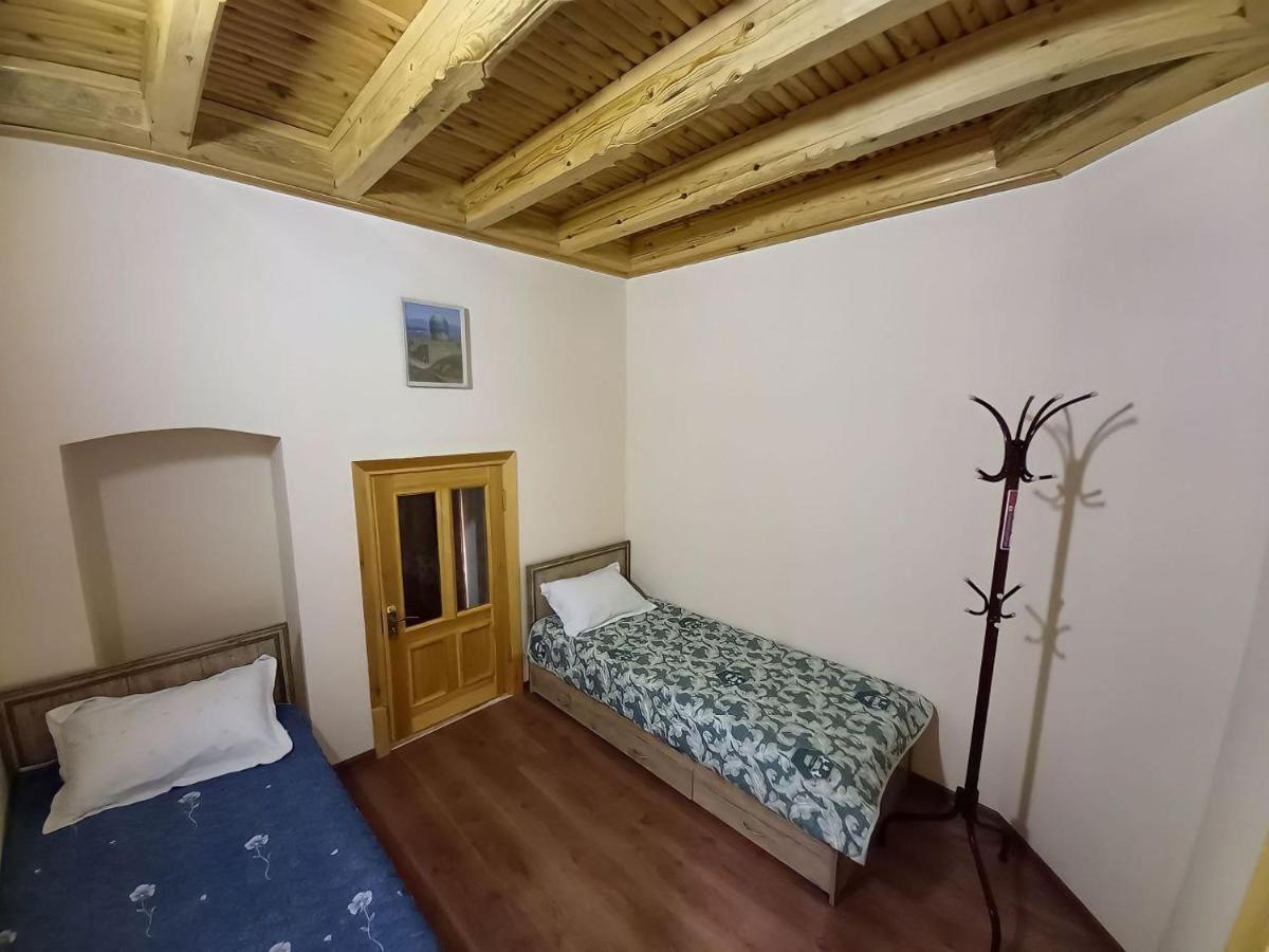 Rassom Hostel Samarkand Esterno foto