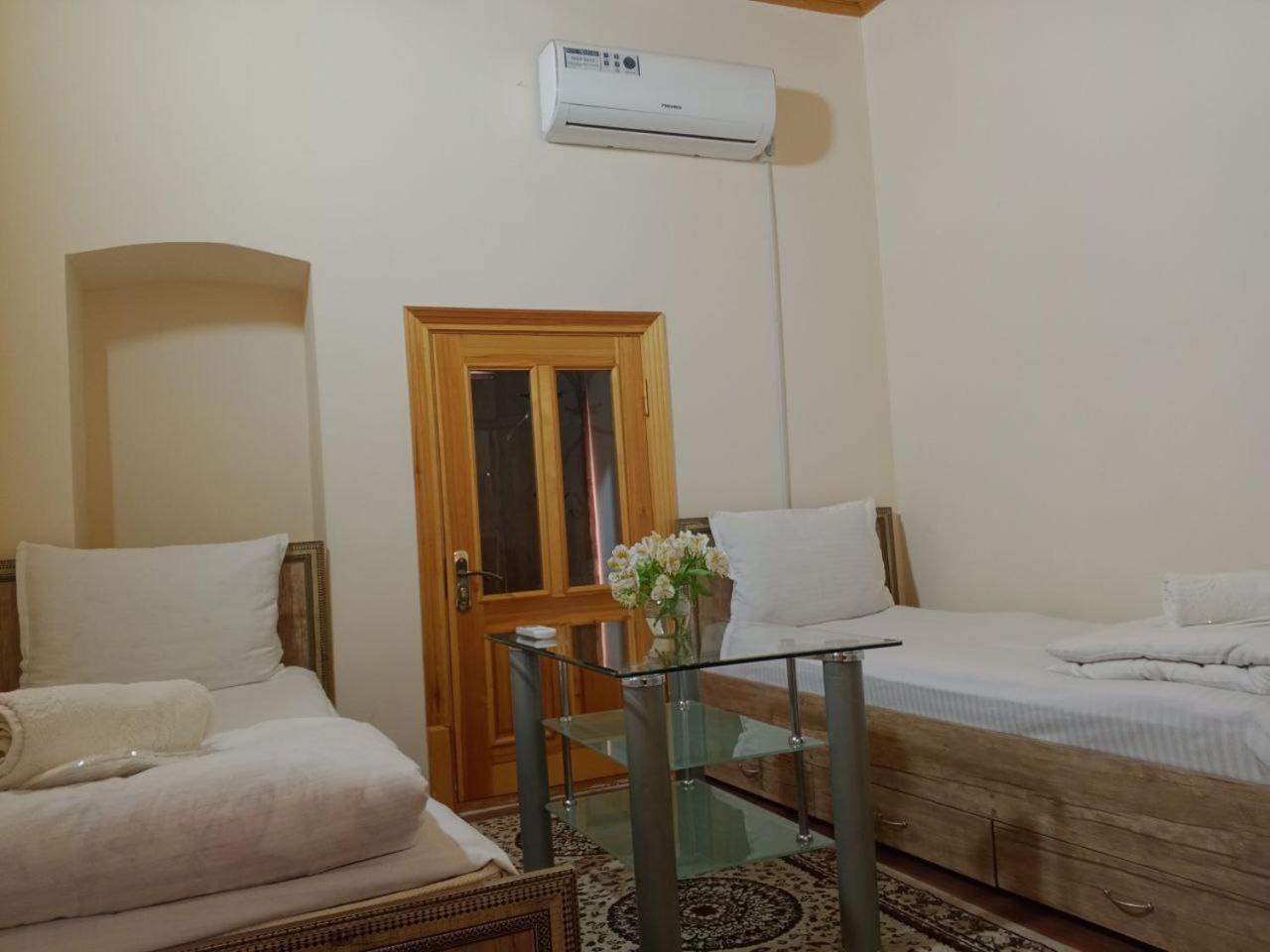 Rassom Hostel Samarkand Esterno foto